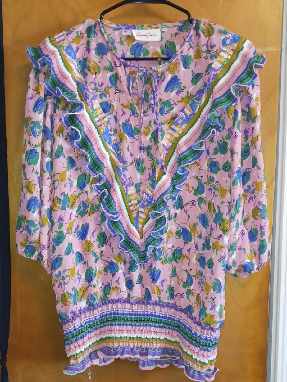 Susan Frin Top